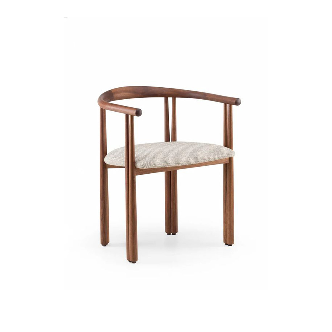 Baghas Chair