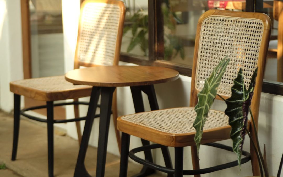 How to Clean Furniture at Home