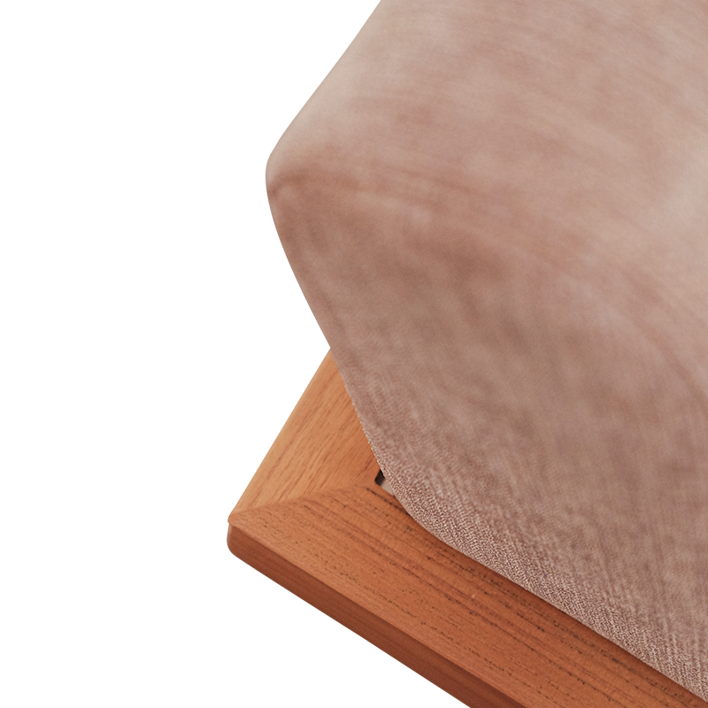 Trisula Classic Lounge Chair